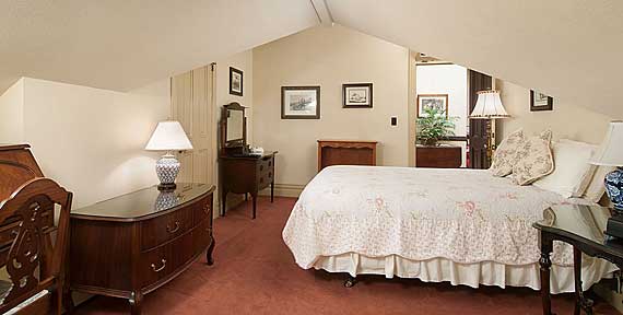 Hinds House room 9